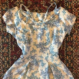 Stunning vintage 1950s blue floral dress feels like cotton linen with belt
